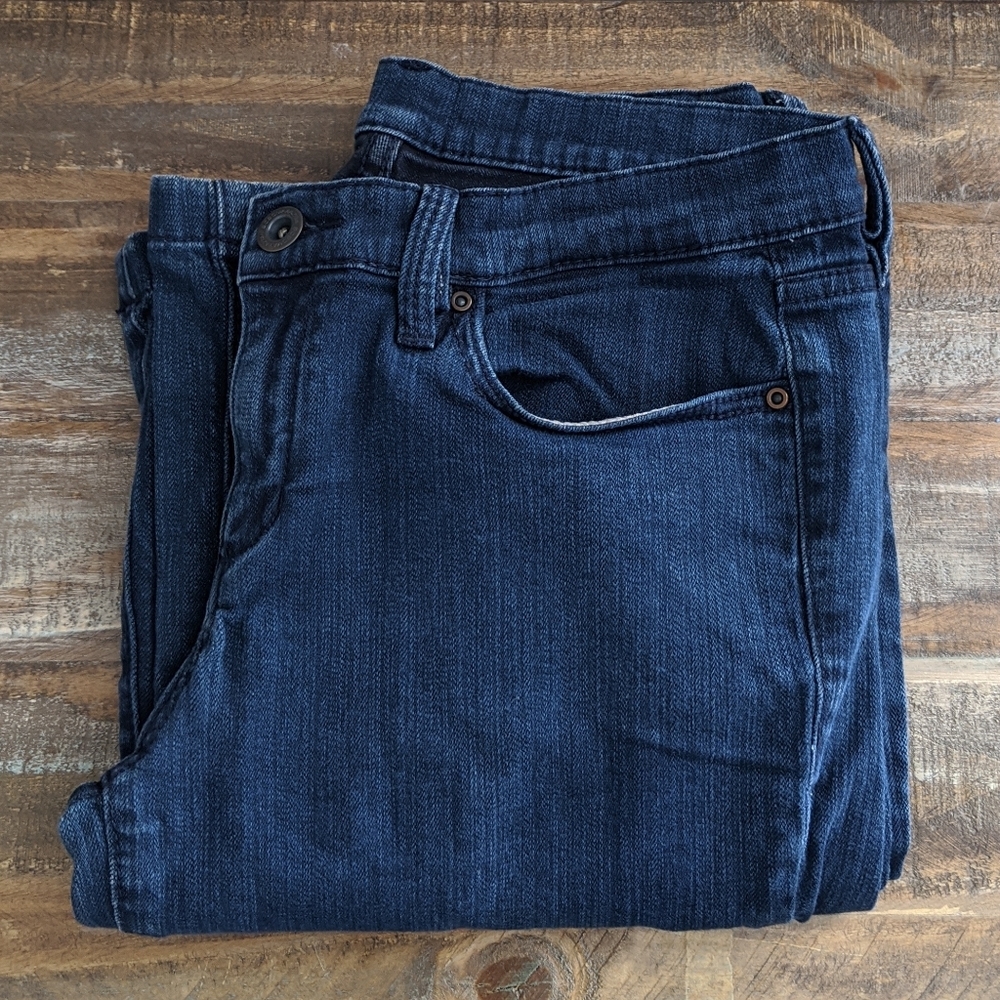 FLASH SALE🔥🌿BCBG MAXAZRIA WIDE LEG JEANS🌿